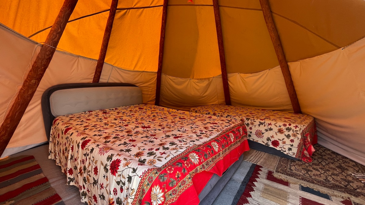 原汁原味的印度印第安帐篷，被大自然包围