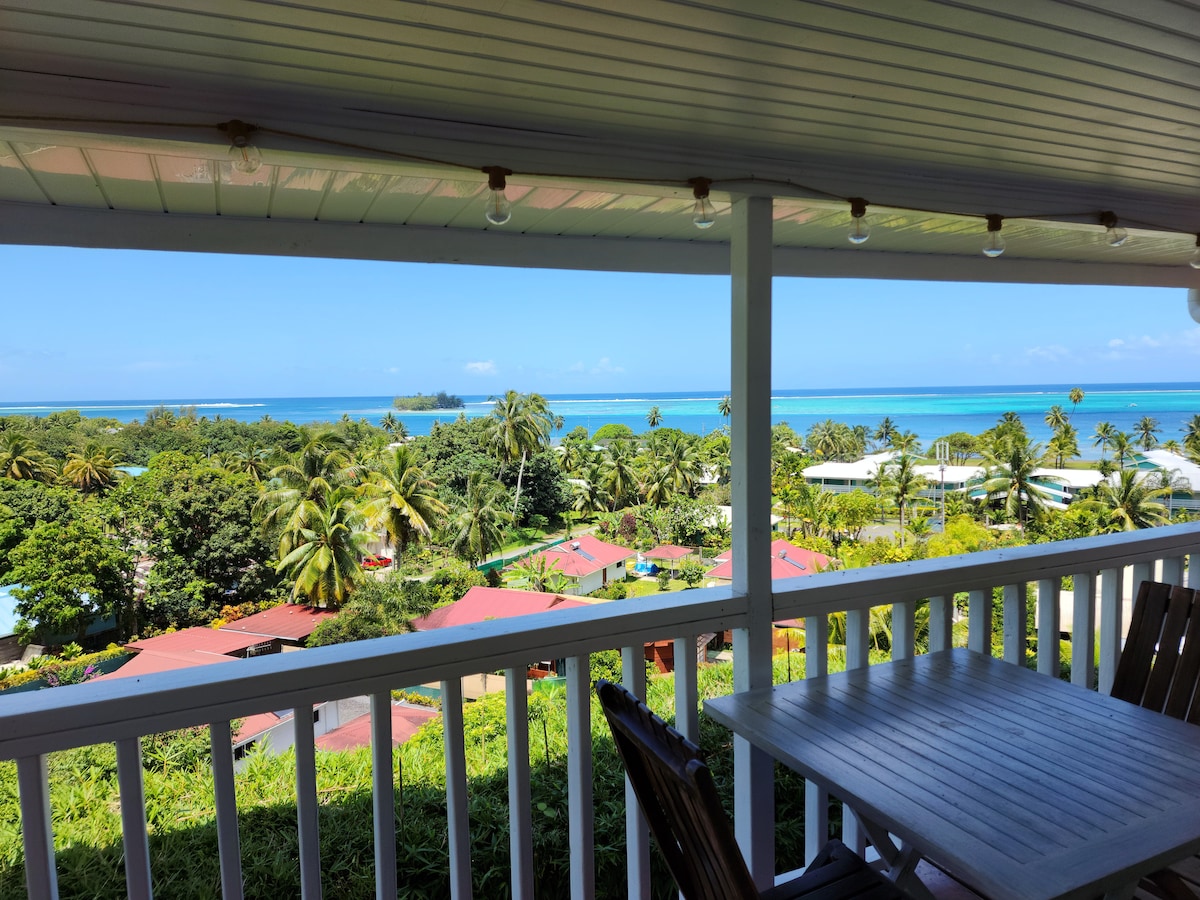 Bungalow confortable avec vue et piscine !