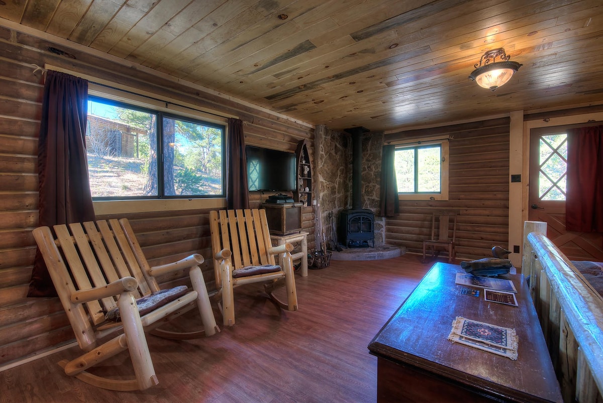 Cozy Trout cabin with infrared sauna
