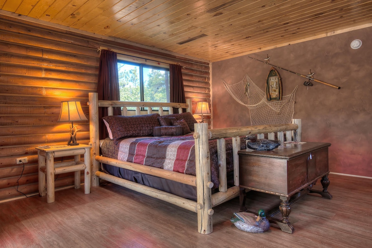 Cozy Trout cabin with infrared sauna