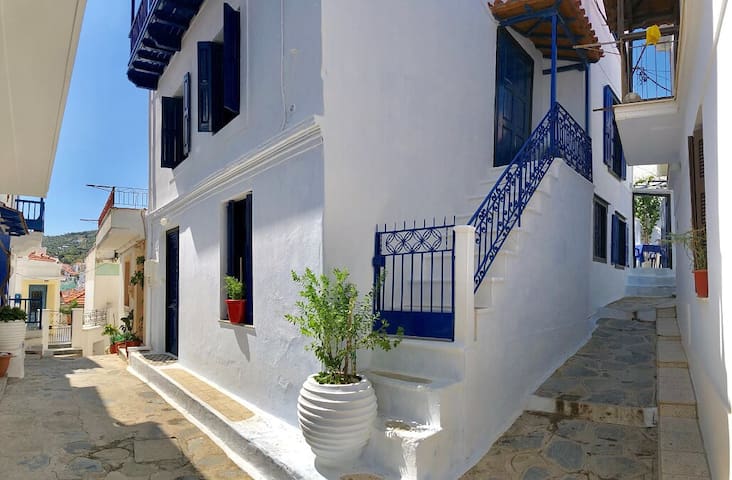 Skopelos Town的民宿