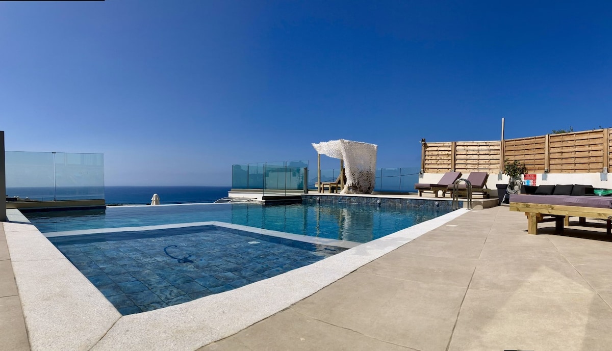 Zax sea view villas 4 bedrooms with pool