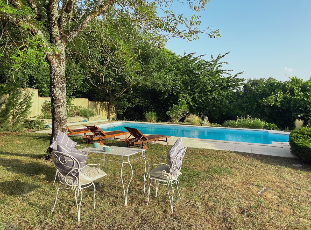 stunning property idyllic gardens, terraces & pool
