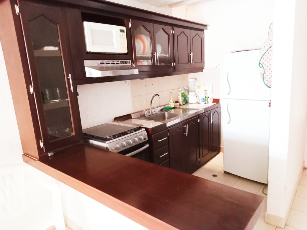 Apartamento amoblado+ parqueadero gratis, TV.