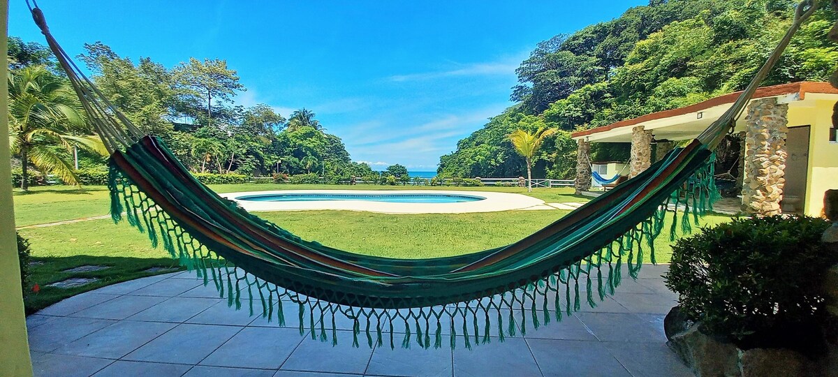 Exceptional Beach Villa on the Pacific Coast