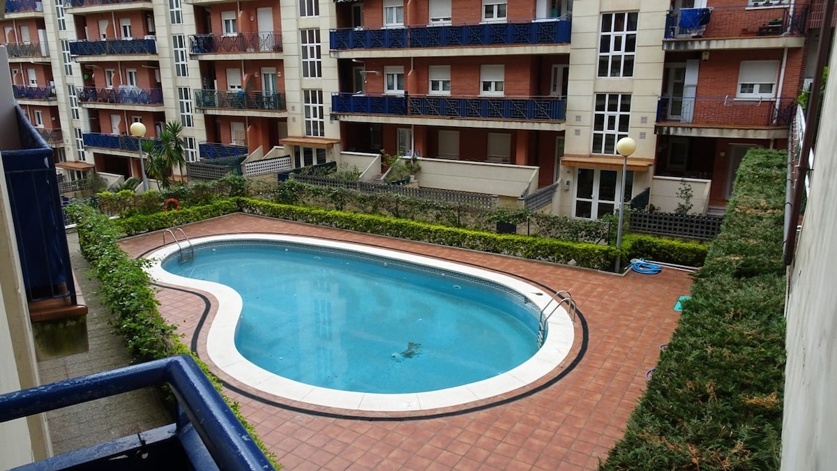 Bonito apartamento con piscina y terraza