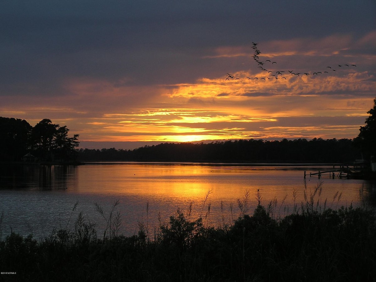 Rivendock Rookery II: Stunning Waterfront