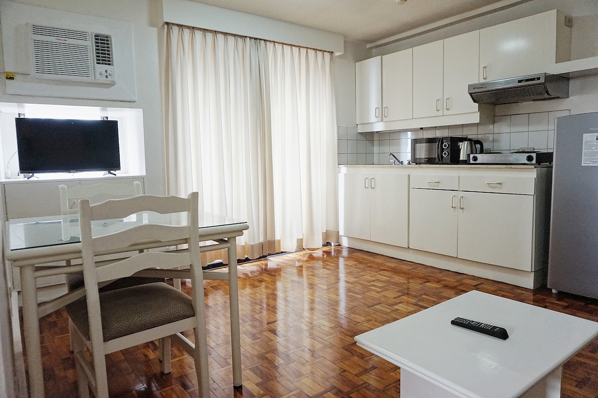 马卡蒂大道（ Makati avenue ）沿线舒适的1卧室公寓