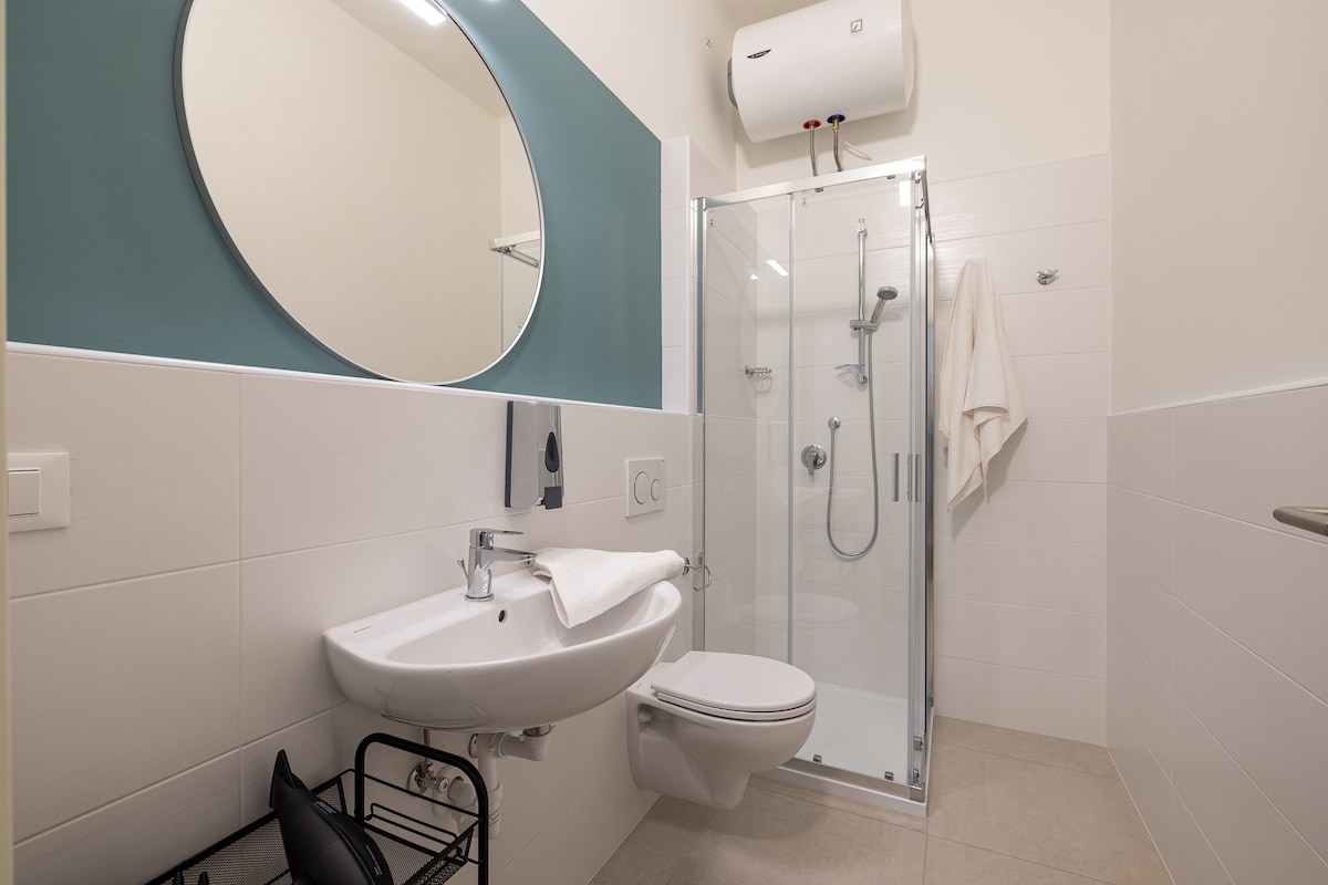 MIA客房|带独立浴室博尔扎诺中心的房间