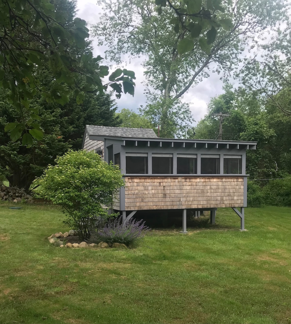 Country cottage walk to Alley's General Store