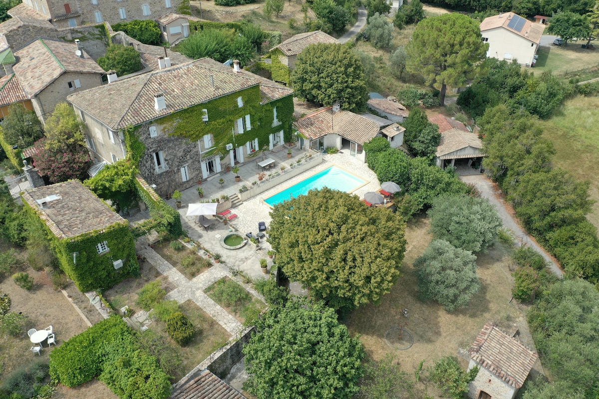 Le Domaine du Soulier - Gîte La Maison du Gardien