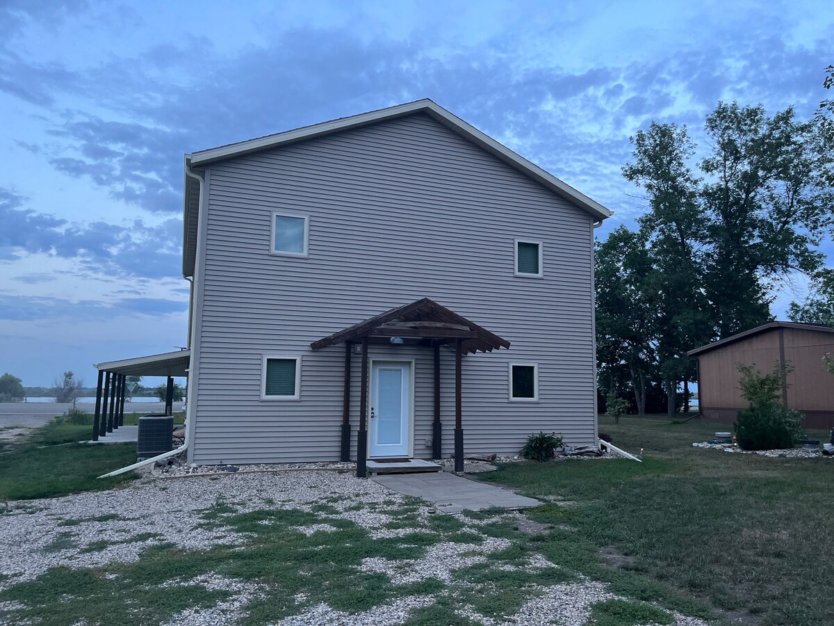 奥杜邦湖（ Lake Audubon ） 4卧室小木屋