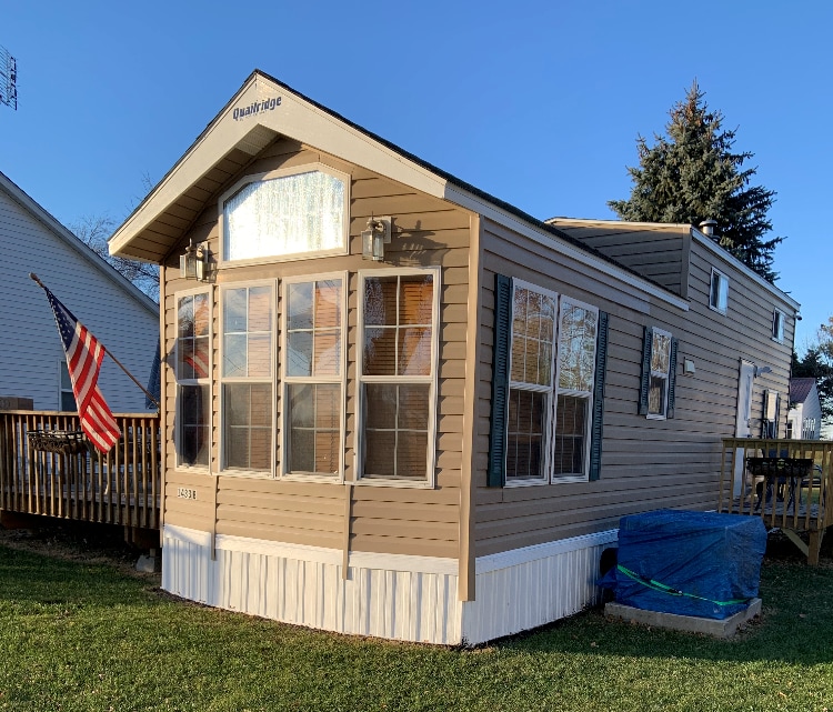 The Halfway TINY House ！  3间卧室+ 1间，地理位置优越！