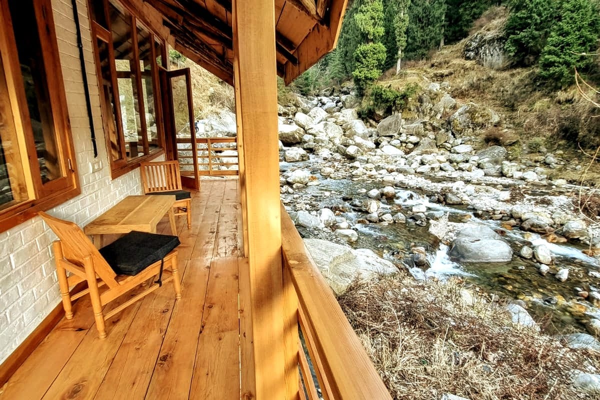 Best Private River Room on River Free Meals Manali