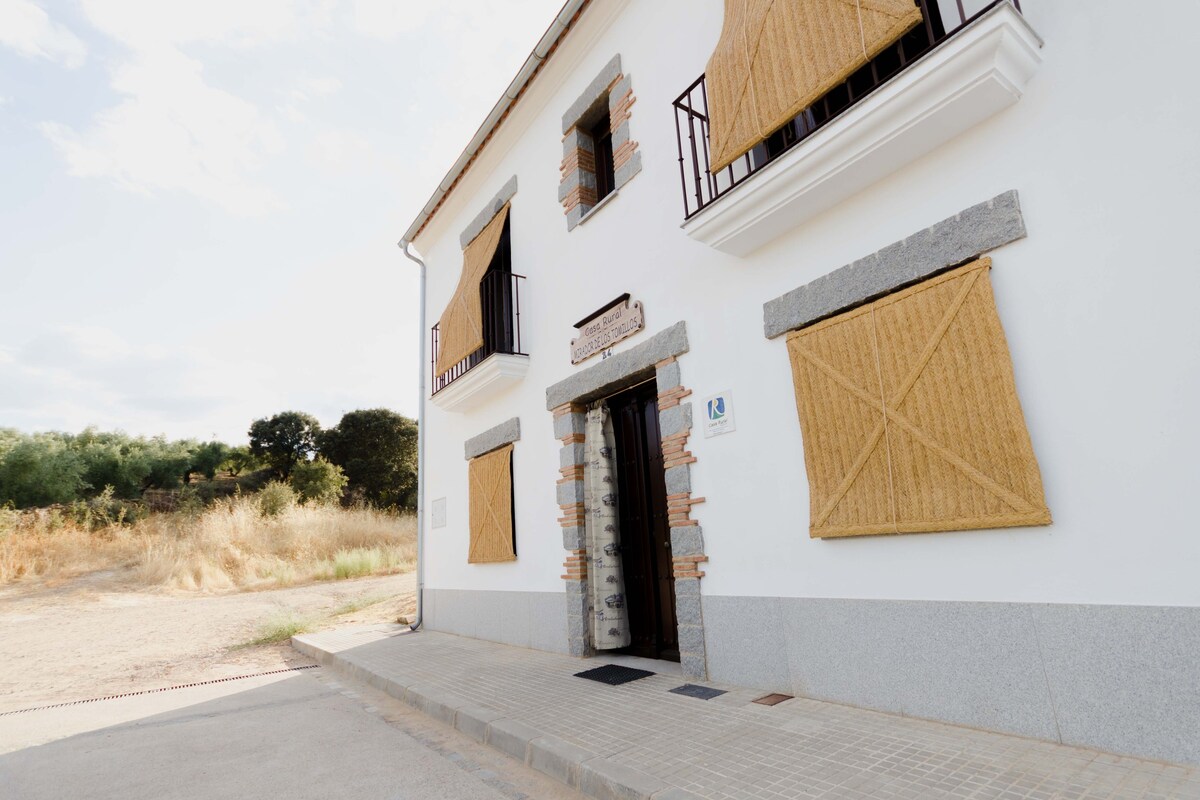 Confortable casa con piscina y barbacoa.