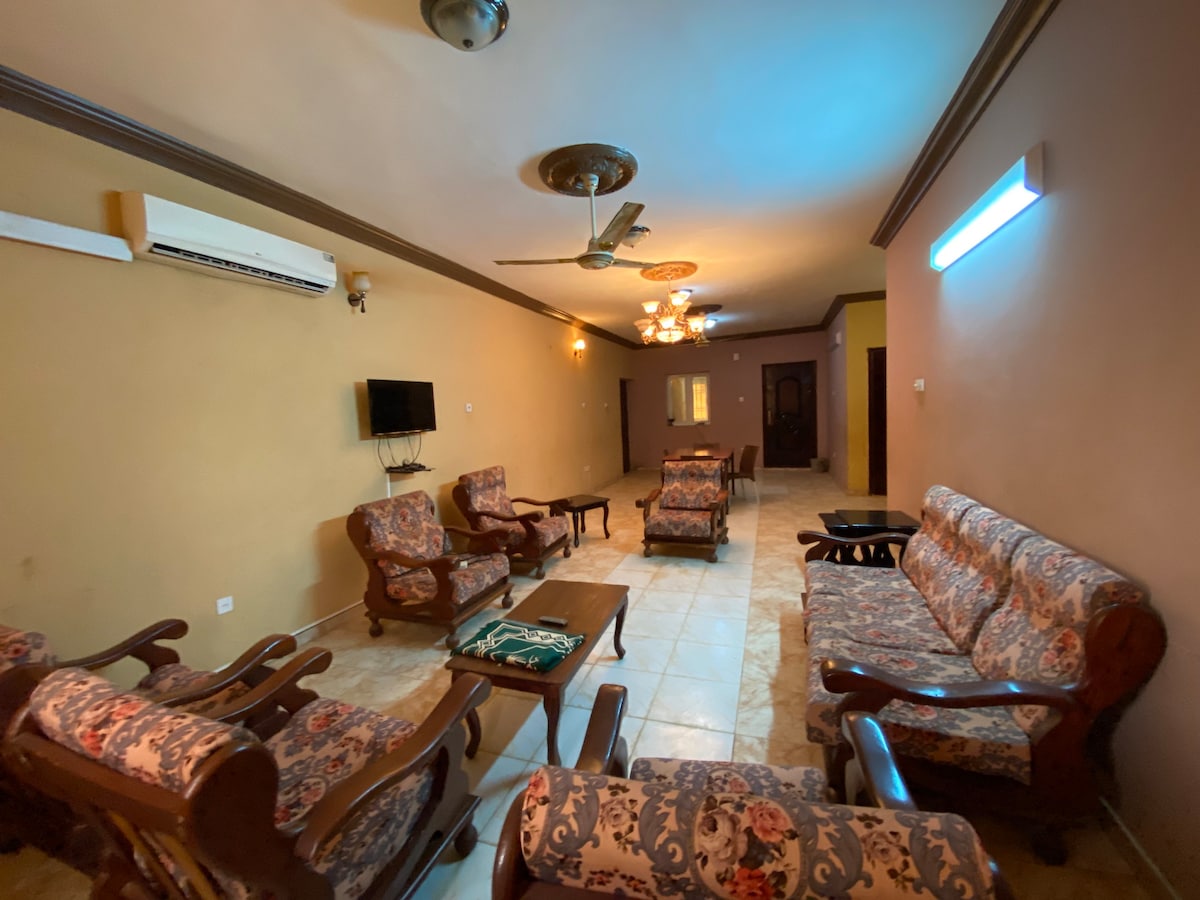 位于卡尔图姆（ Khartoum ）市中心的漂亮2卧室公寓