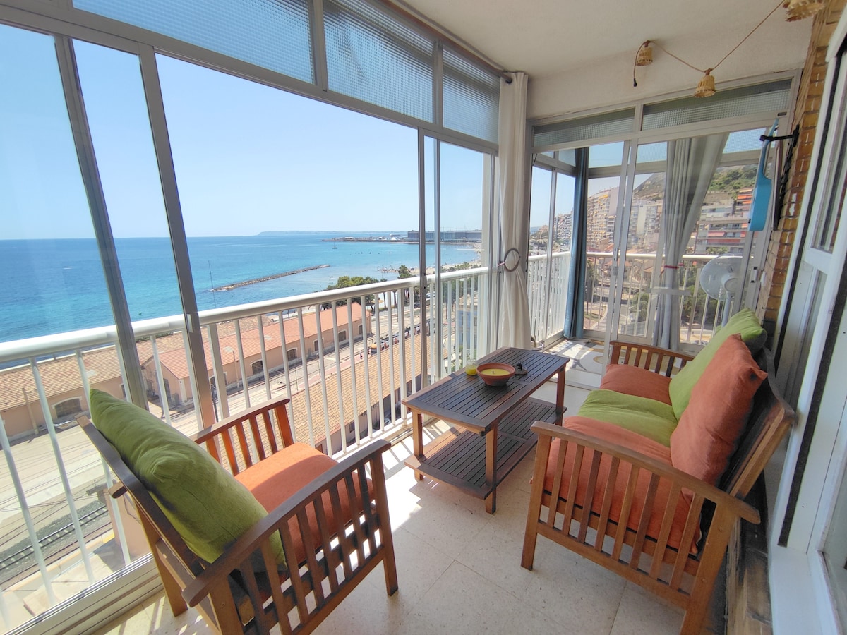 Appartement vue sur mer et château