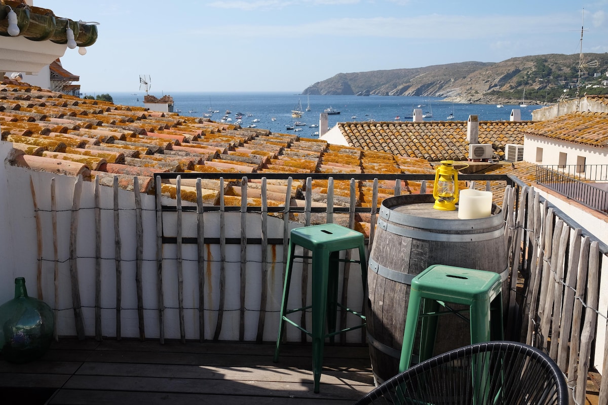 CHARMANT ATICO VUE MER ET TERRASSE