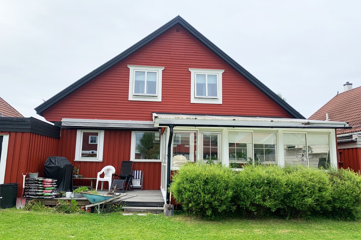 Odensala儿童友好型住宅，地址为Storsjöcupen 2023。