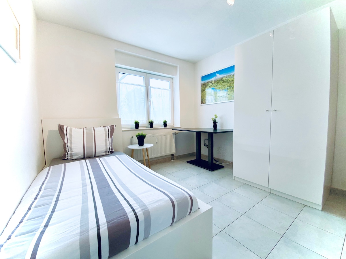 Bodensee公寓： 4个房间和阳光露台