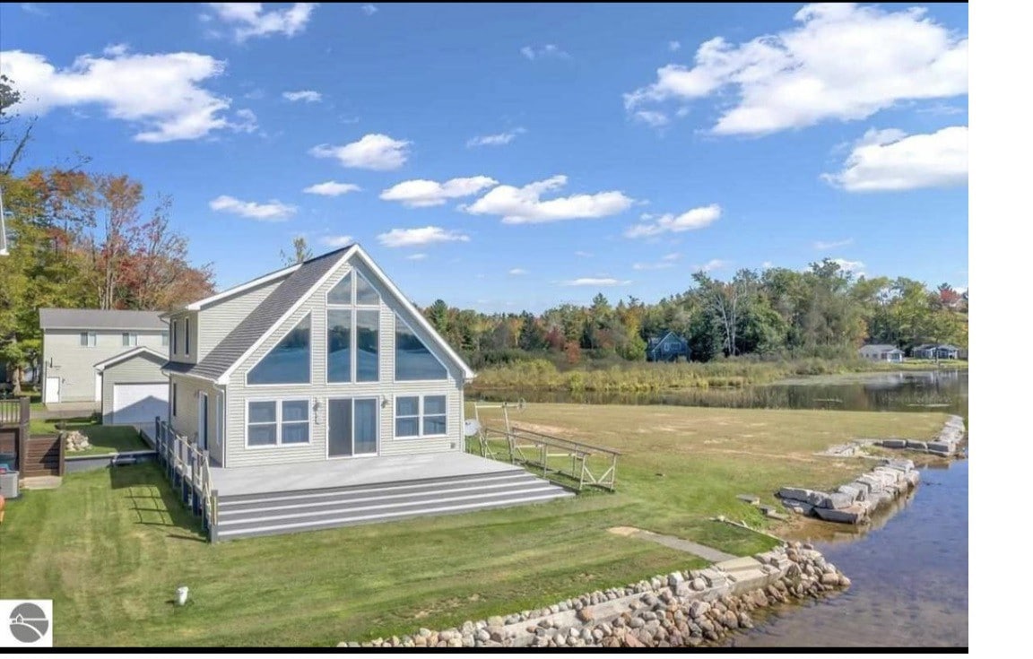 Point Lookout- 4 bdrm Home on Long Lake