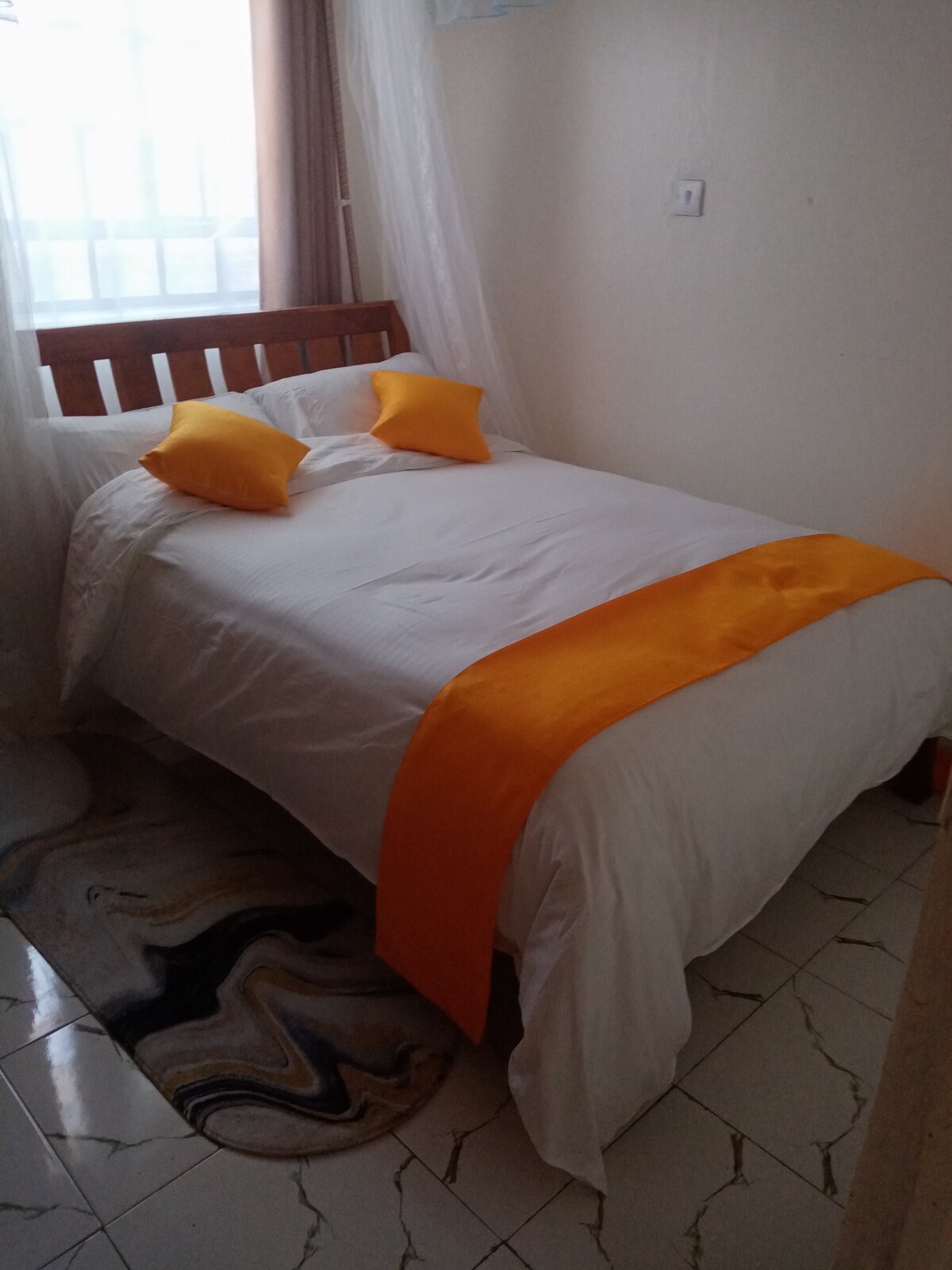 airbnb isiolo. 1 & 2 bedroomed along  the highway