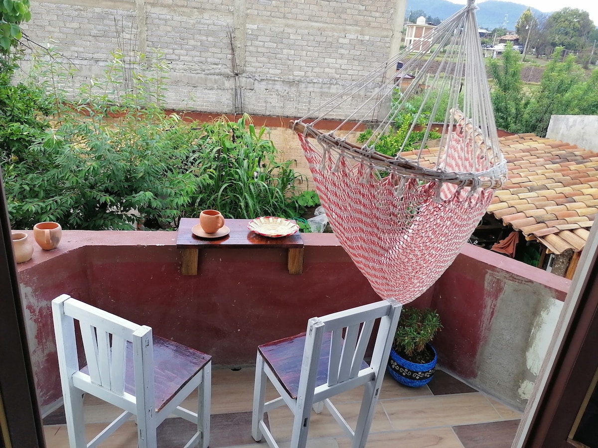 Casa Kavandihui; 2 Habitación con terraza y jardín