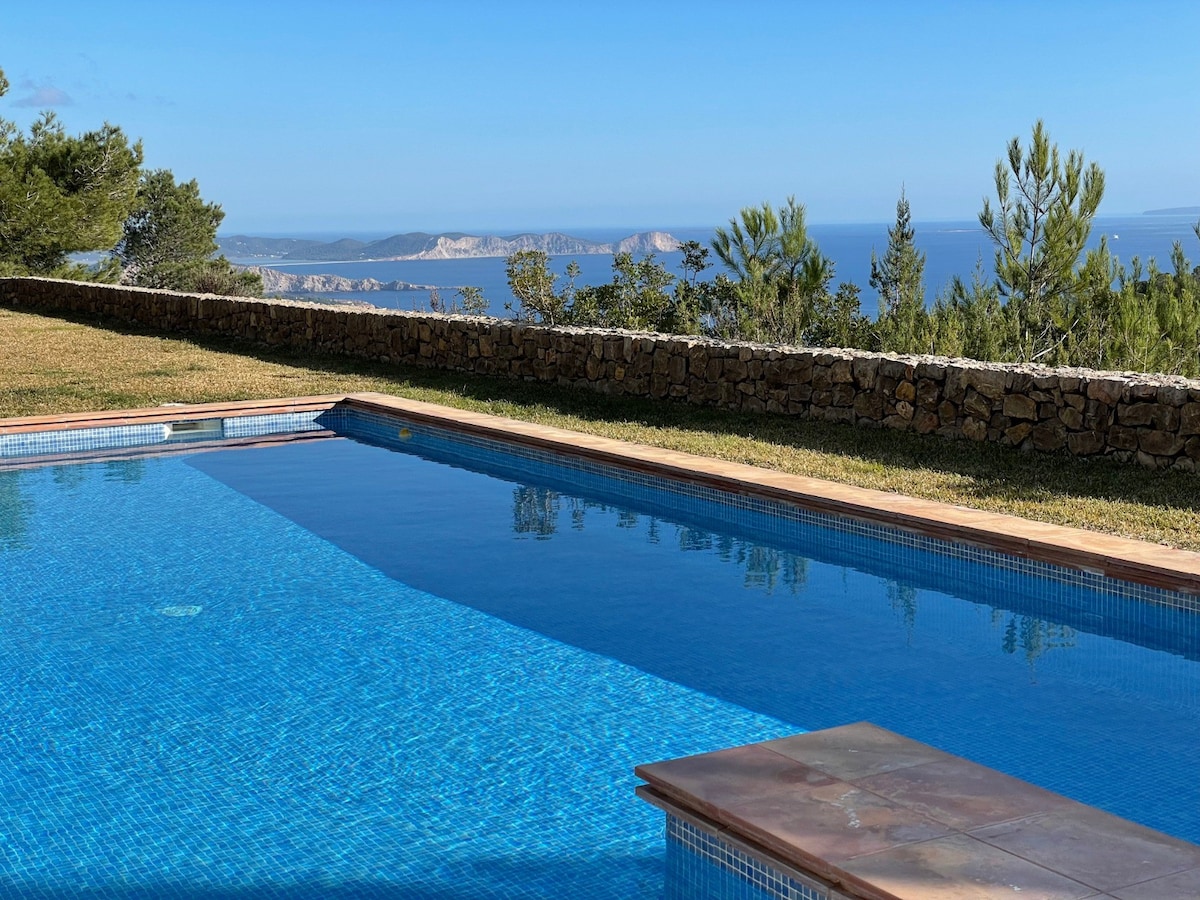 Villa con increíbles vistas en Ibiza