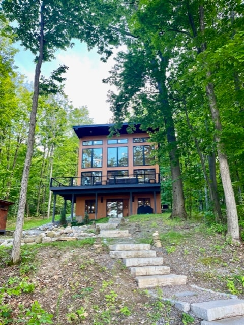 Skaneateles Lake Modern House