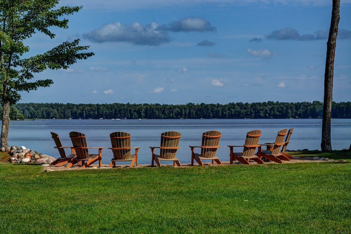 Cranberry Castle! Where luxury and nature meet!