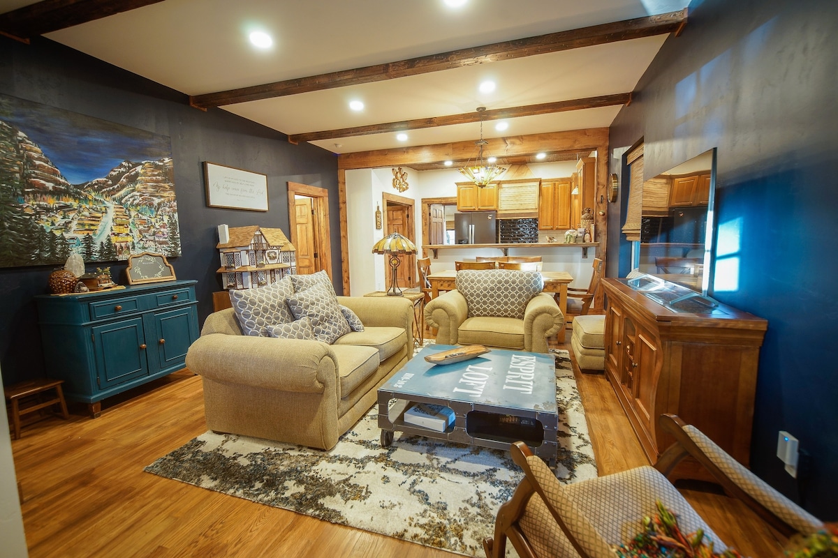 Cozy 3-Bedroom Grand Chalet