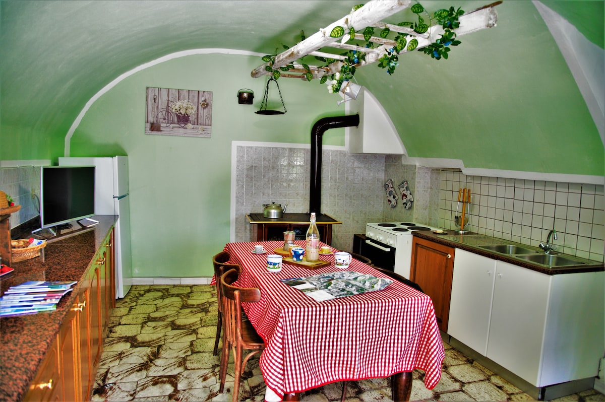 Pollo & Jolanda祖父母小屋， Valtellina