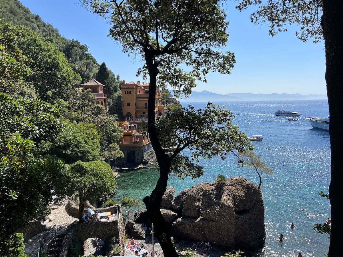 SUITE A PORTOFINO VISTA MARE CON SPIAGGIA PRIVATA