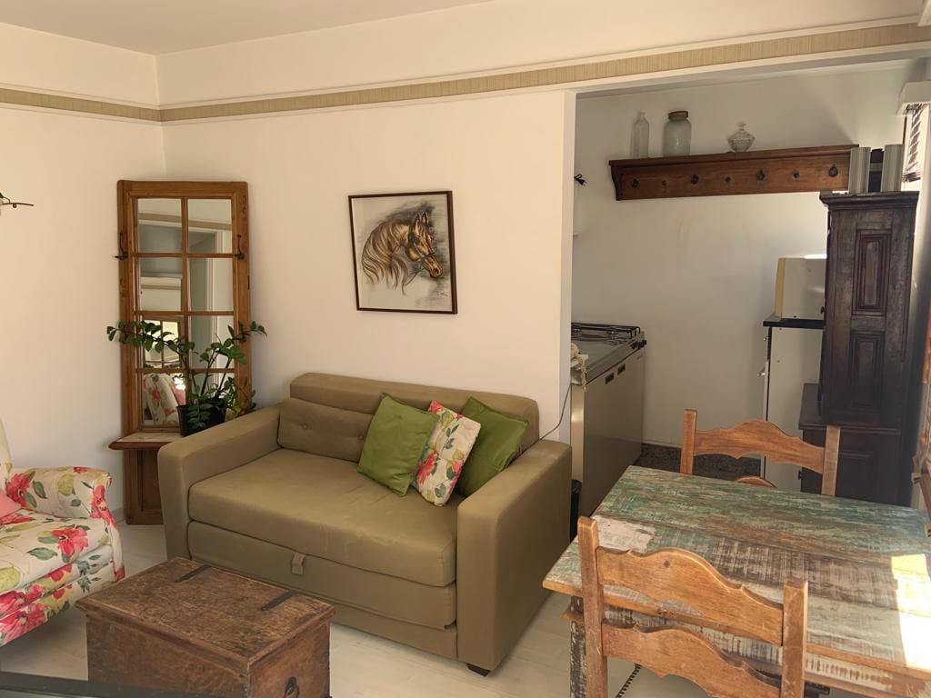 Apartamento acolhedor, prático c/ exc. localização