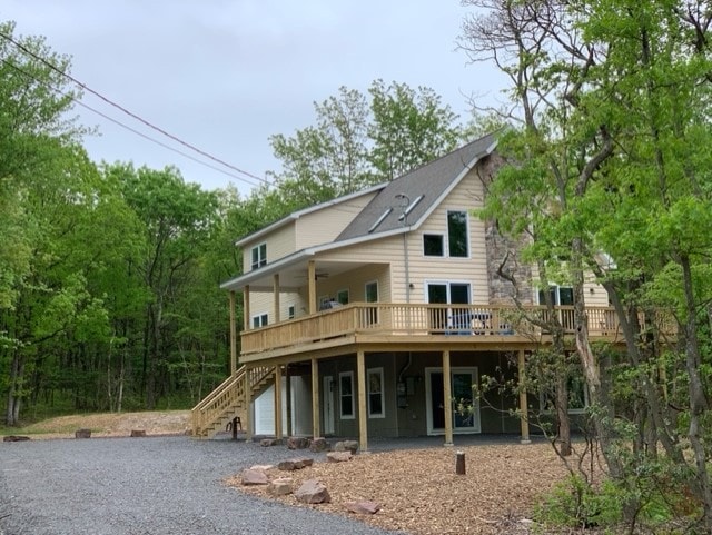 "BEARadise" Brand New Chalet in Lake Community!