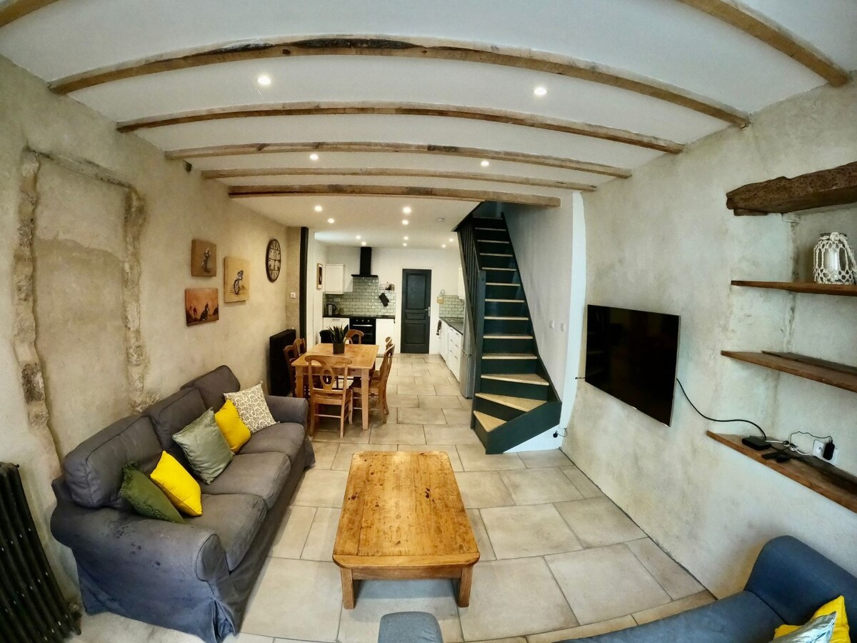 Recently renovated house in the centre of Monsegur