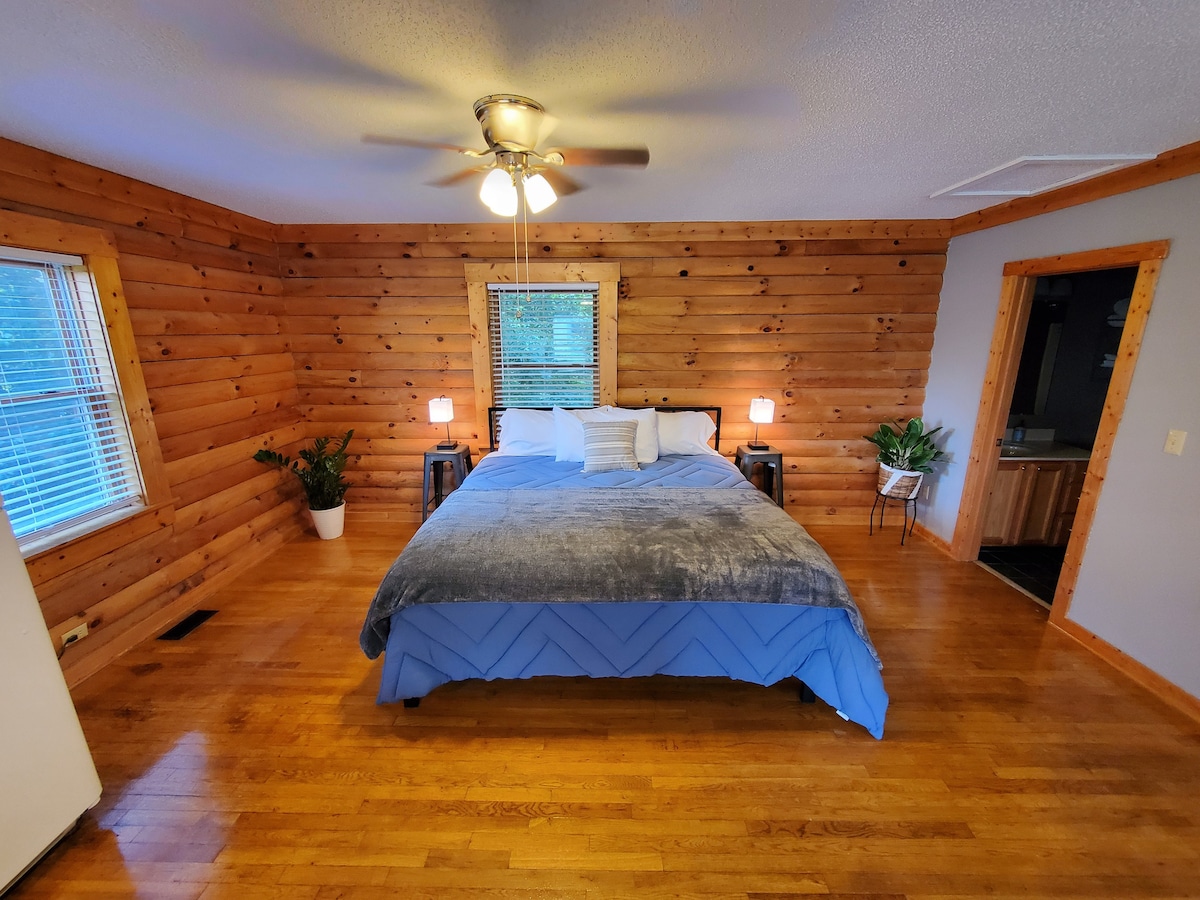 Studio Cabin at Penmerryl Farm