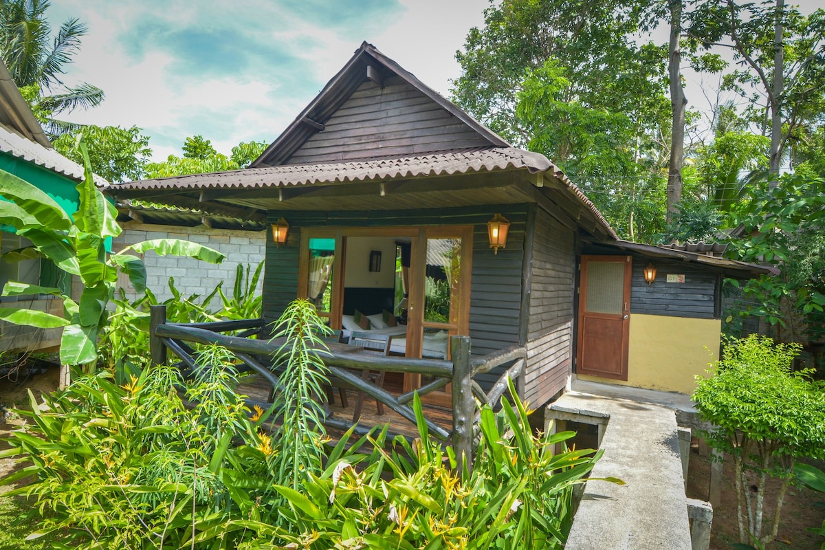 Mook Lanta生态度假村的经典平房，带空调