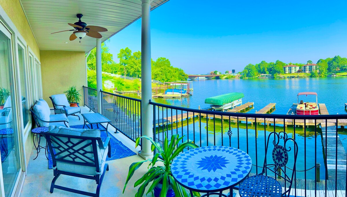 美丽的公寓，可欣赏壮观的180 °湖滨景观！
