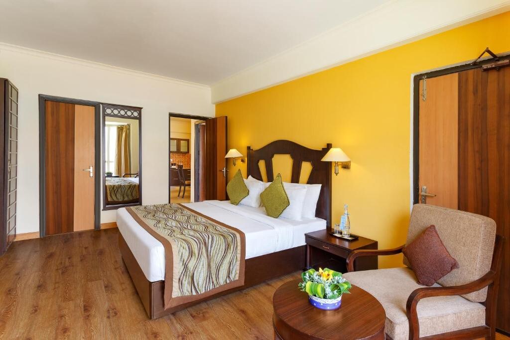 luxury 4 Bedroom apartment on River Ganga