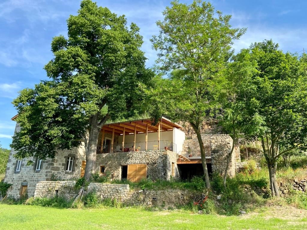 "Le Monde" - Cottage au bord d'une rivière