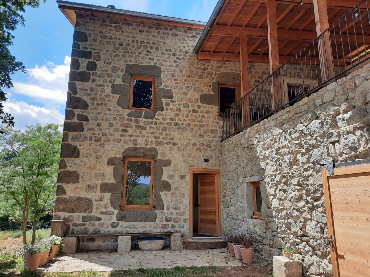 "Le Monde" - Cottage au bord d'une rivière