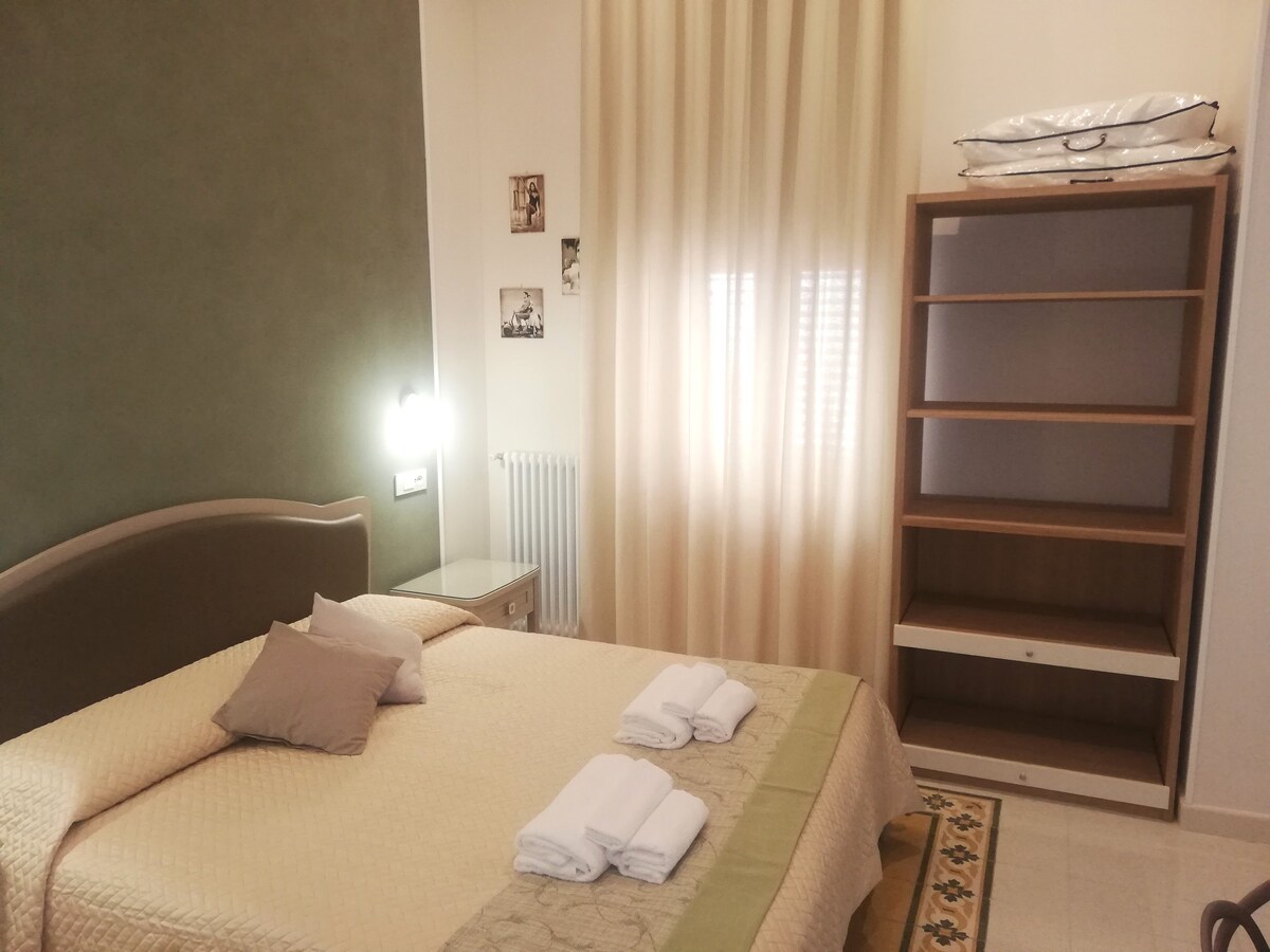 Golden Room-Dreaming Rome Suites