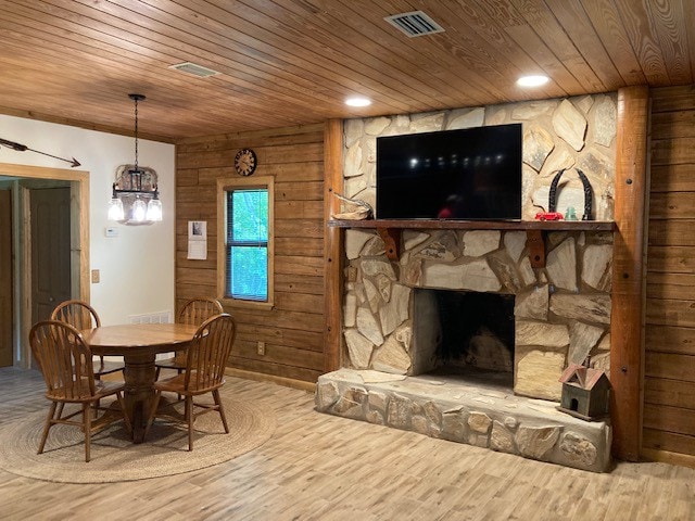 Beautiful recently renovated cabin on Ozello Trail