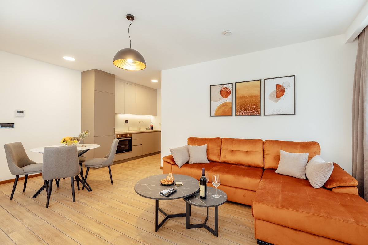 Villa Elle - One Bedroom - Orange No.1