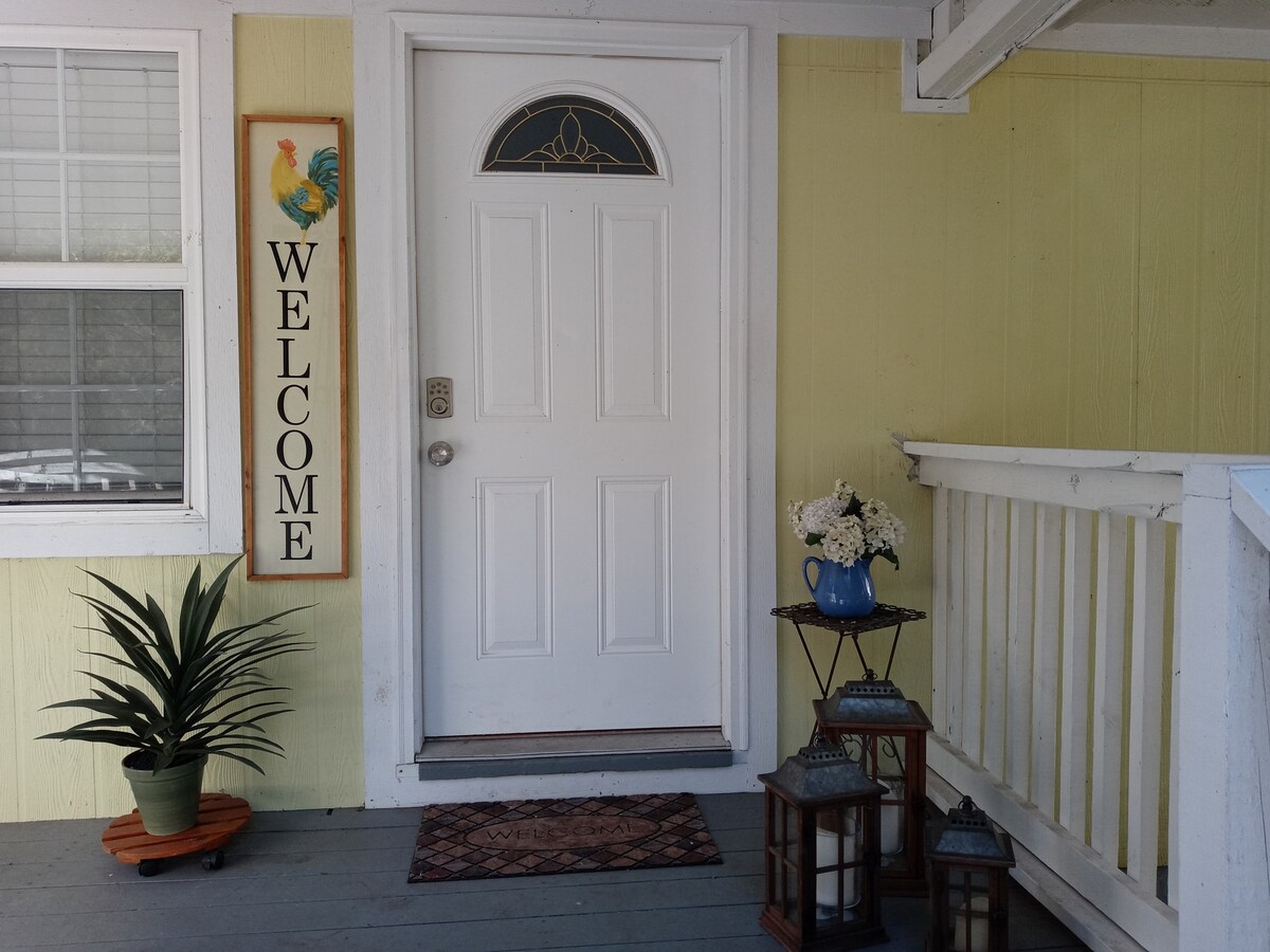 Cute Cottage centrally located to Tallahassee, FL