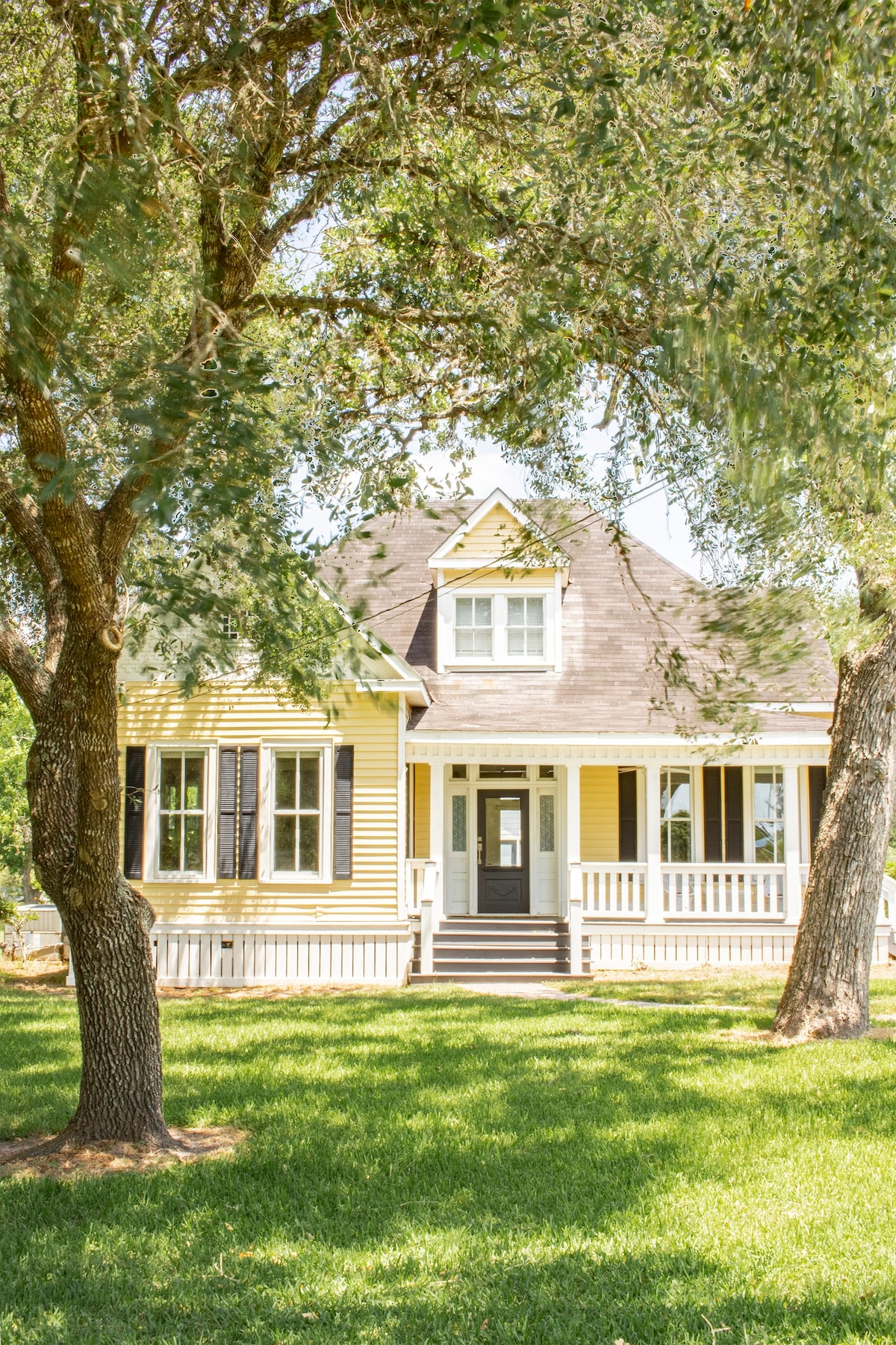 The Homestead at Watts Farm | 1920s Farmhouse