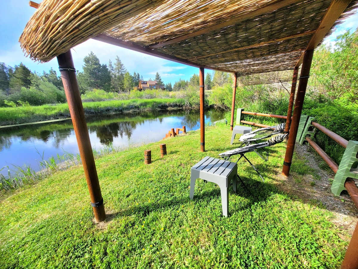 Upscale glamping on the Little Deschutes River