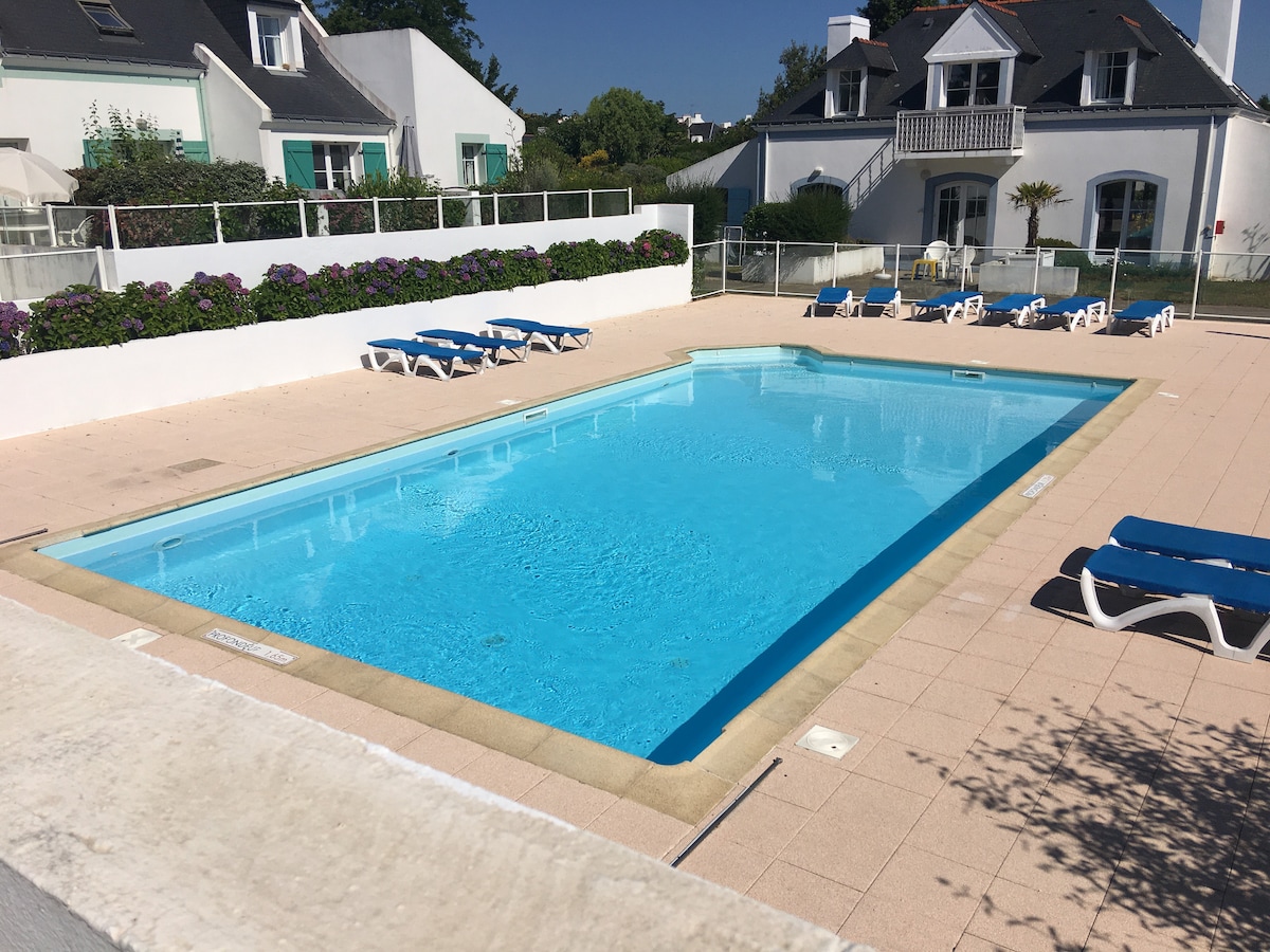 Maison chaleureuse avec piscine chauffée