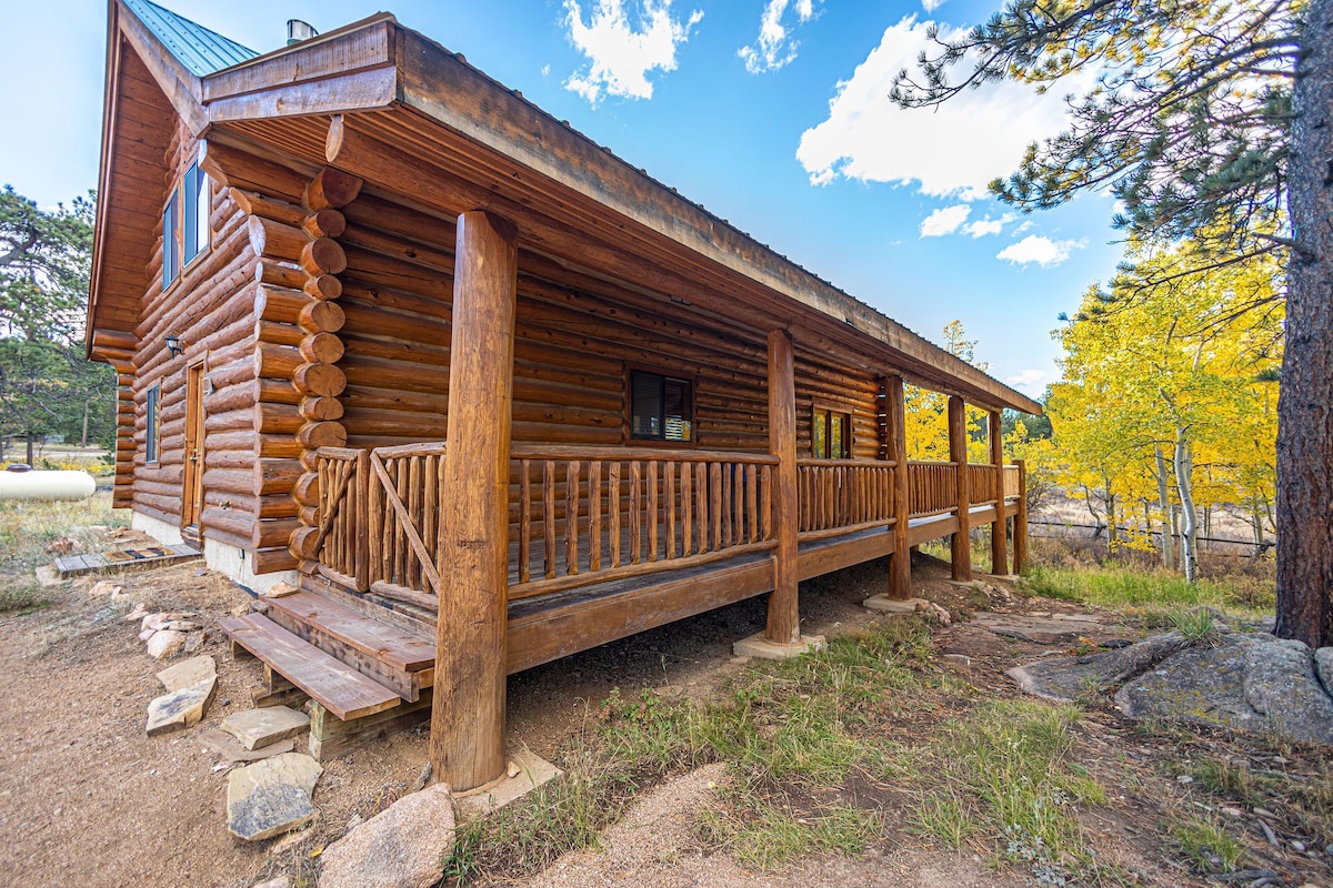 Red Feather Lakes-Cozy Log Cabin